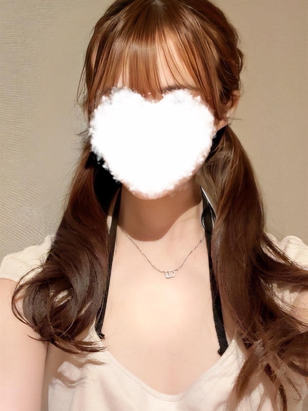 一葉みなみ